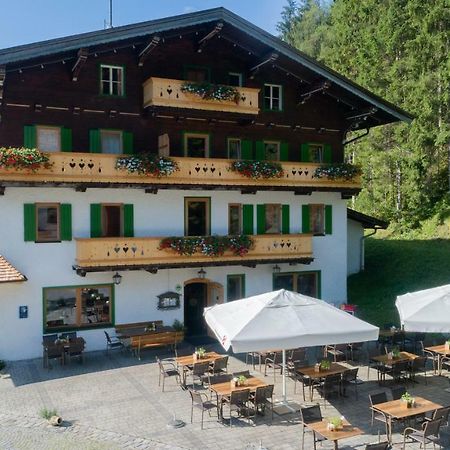 Готель Gasthof St. Adolari Занкт-Ульріх-ам-Піллерзе Екстер'єр фото