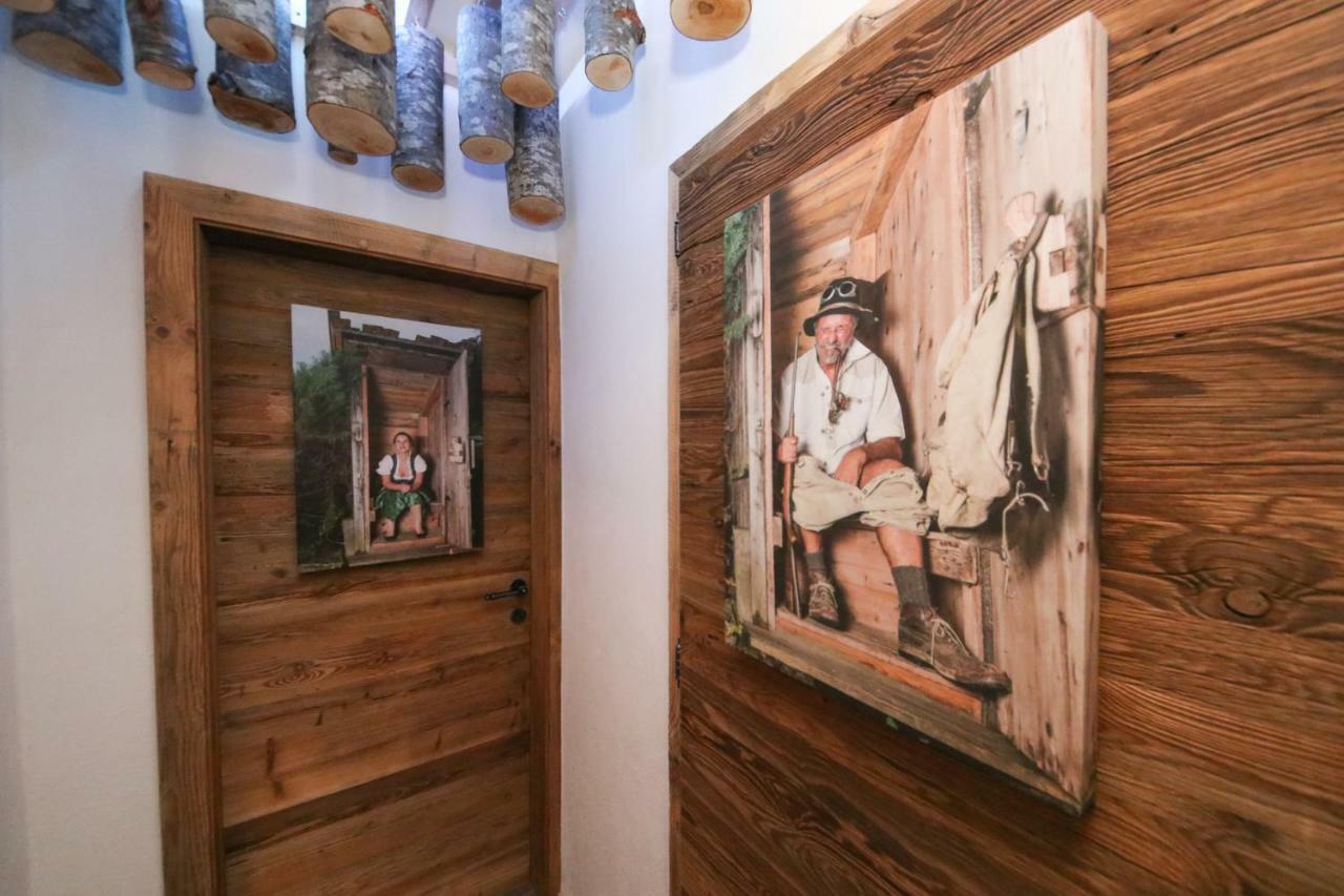 Готель Gasthof St. Adolari Занкт-Ульріх-ам-Піллерзе Екстер'єр фото